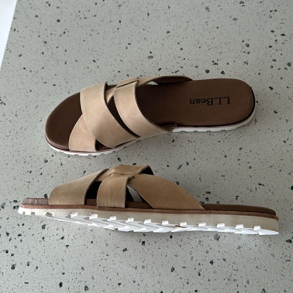 L.L. Bean Women's Natural Tan Leather Straps Slides Casual Sandals Size 9 NWOT